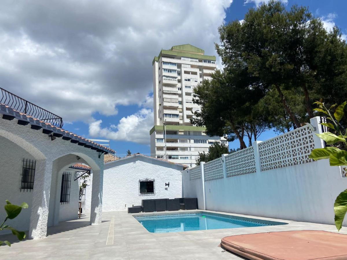 Villa Con Piscina A Un Paso De La Playa Benidorm Eksteriør billede