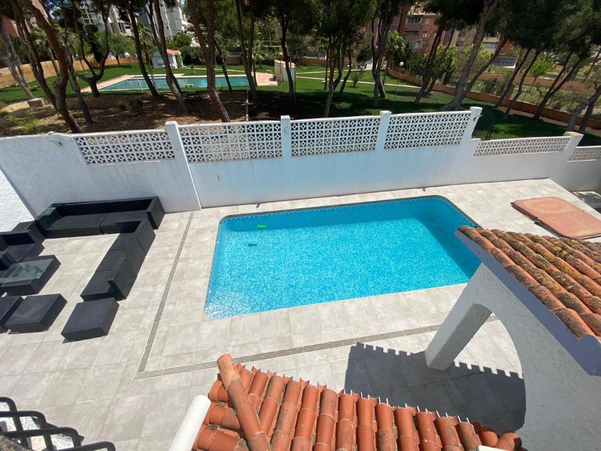 Villa Con Piscina A Un Paso De La Playa Benidorm Eksteriør billede