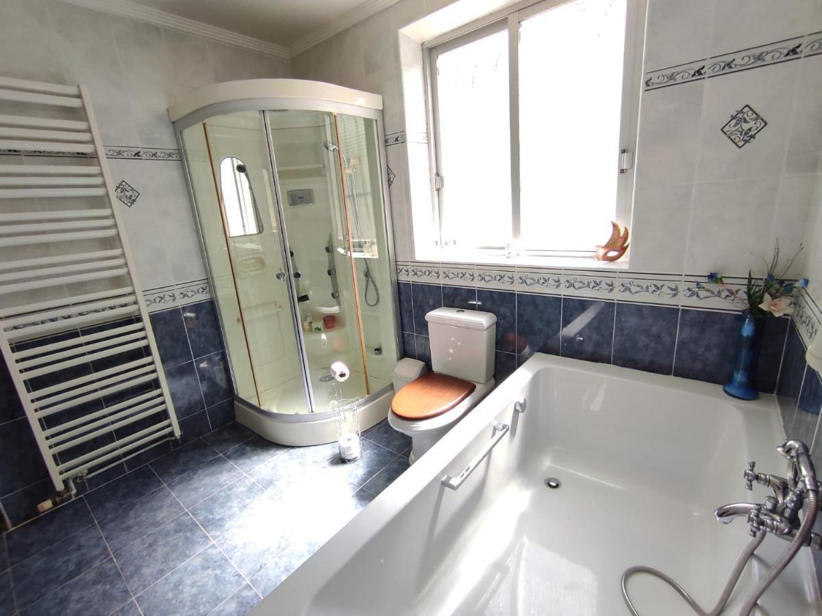 Villa Con Piscina A Un Paso De La Playa Benidorm Eksteriør billede